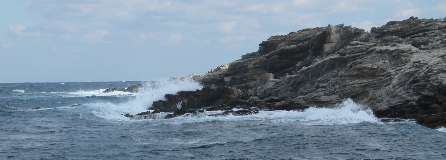 Waves Breaking Delos